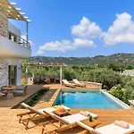 Kingstone 2 سكوبيلوس تاون