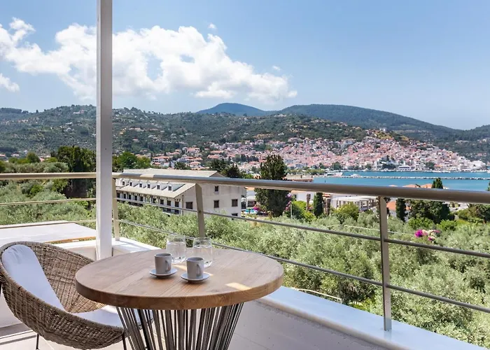 Kingstone 2 Villa Skopelos Town