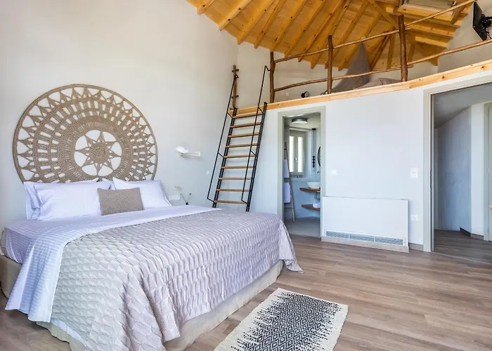 Kingstone 2 * Skopelos Town